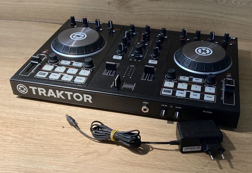 Native instruments traktor - instruments, s2