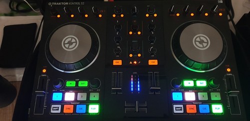 Native instruments traktor - instruments, s2